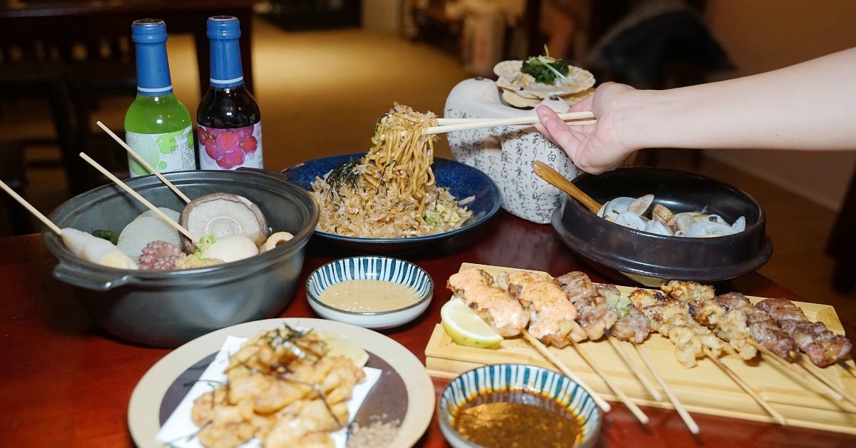 [食記] 宜蘭火車站宵夜深夜食堂 酒豚串燒酒場