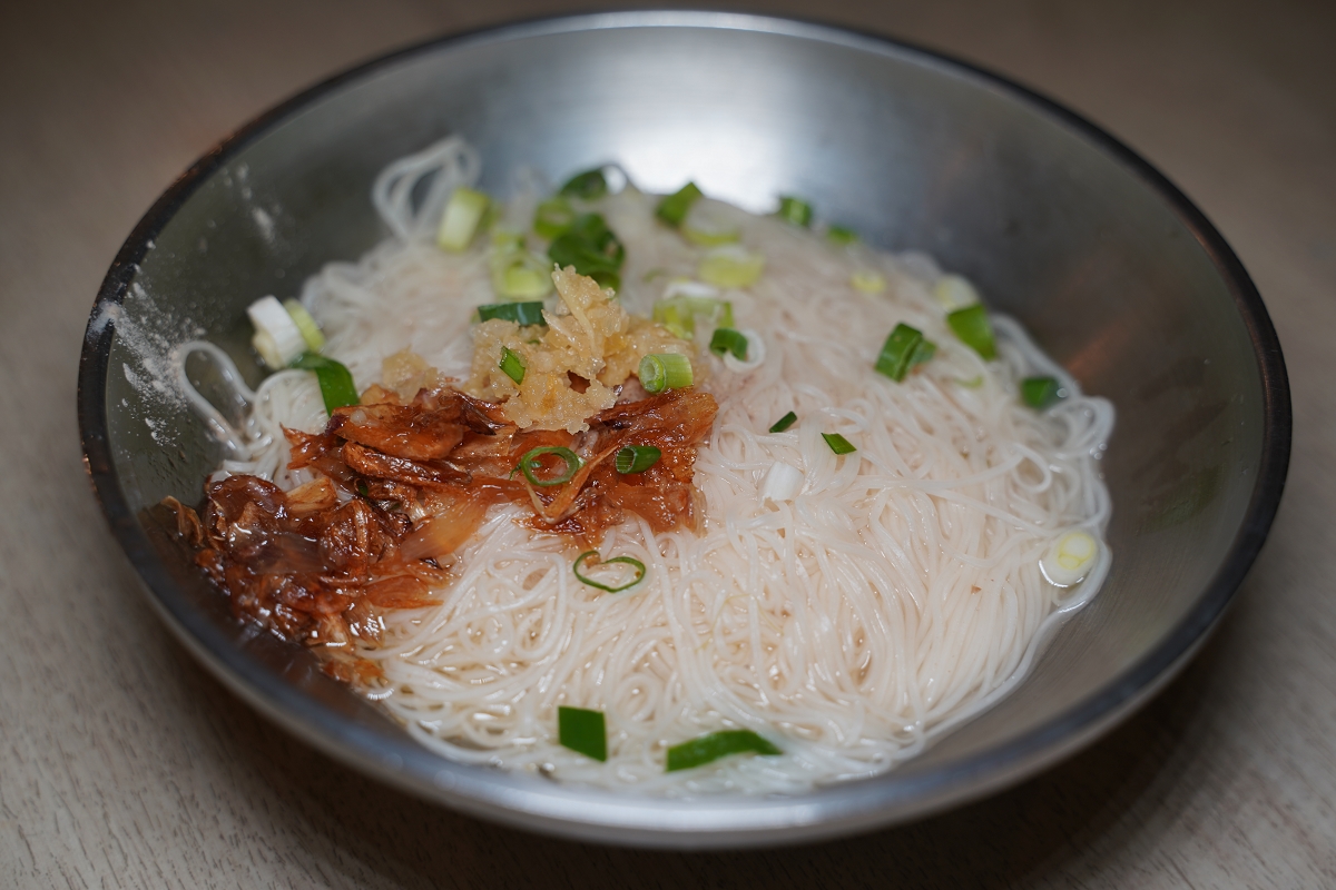 【南平鵝肉專賣店】桃園藝文特區美食推薦 超人氣排隊美食在地老字號小吃 創立於2005年 - 第5張圖