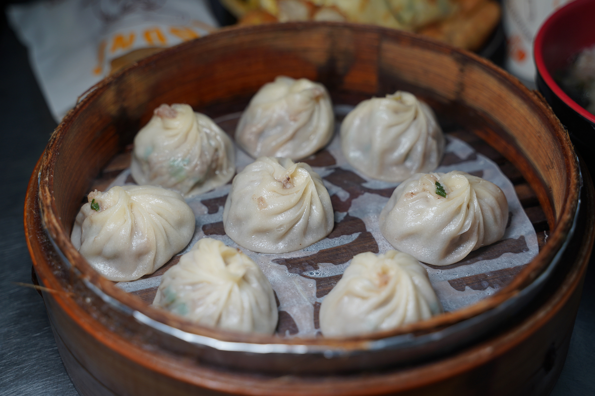 【六一一豆漿店】中壢老字號中式早餐專賣店 萬利市場平價美食 美味必點小籠湯包/油條蛋餅