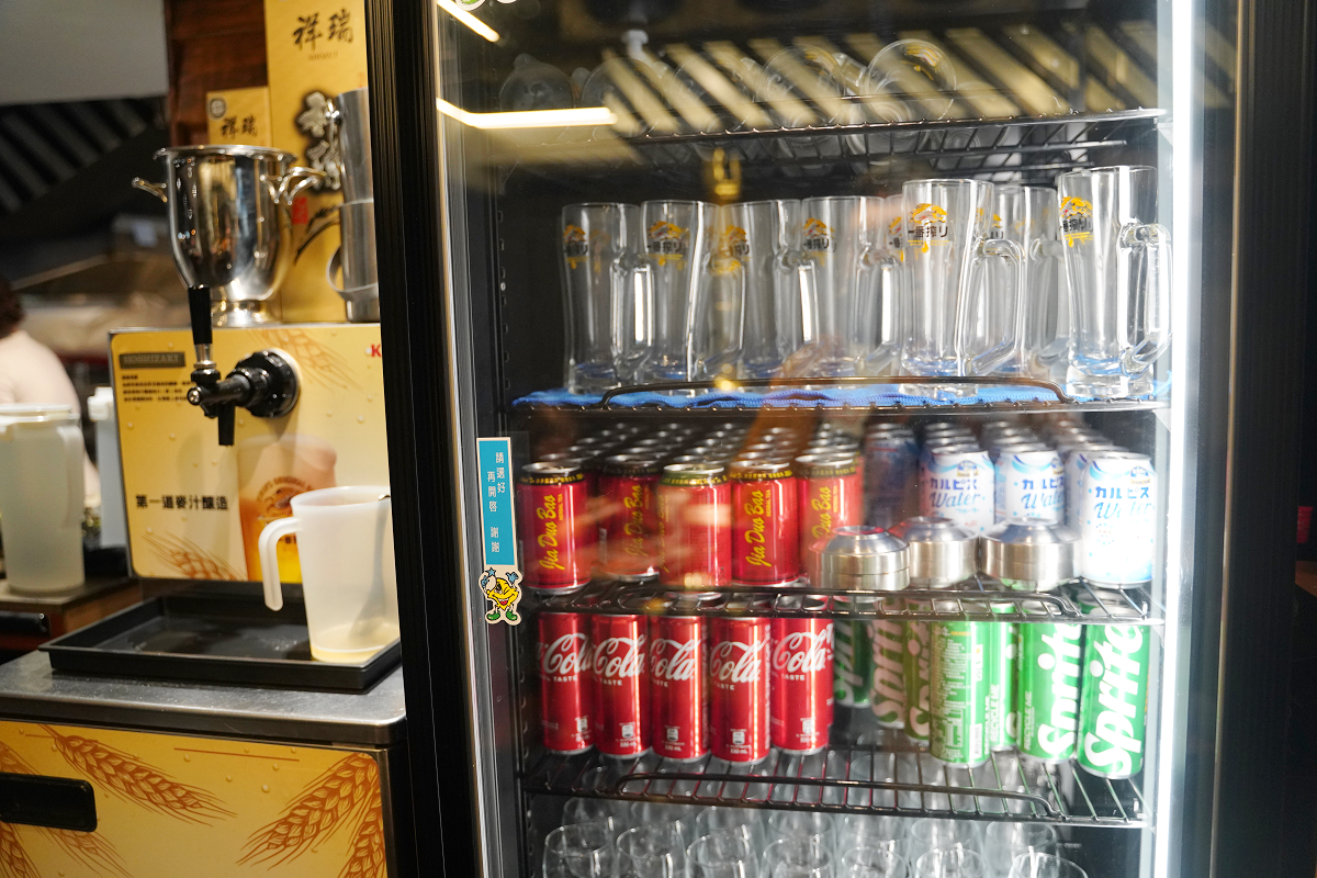 【羊騷殿台北忠孝店】台北東區串燒店推薦 自動旋轉燒烤超方便 人氣必點羊肉串/紅燒帶皮羊肉爐 - 第5張圖 【羊騷殿台北忠孝店】台北東區串燒店推薦 自動旋轉燒烤超方便 人氣必點羊肉串/紅燒帶皮羊肉爐