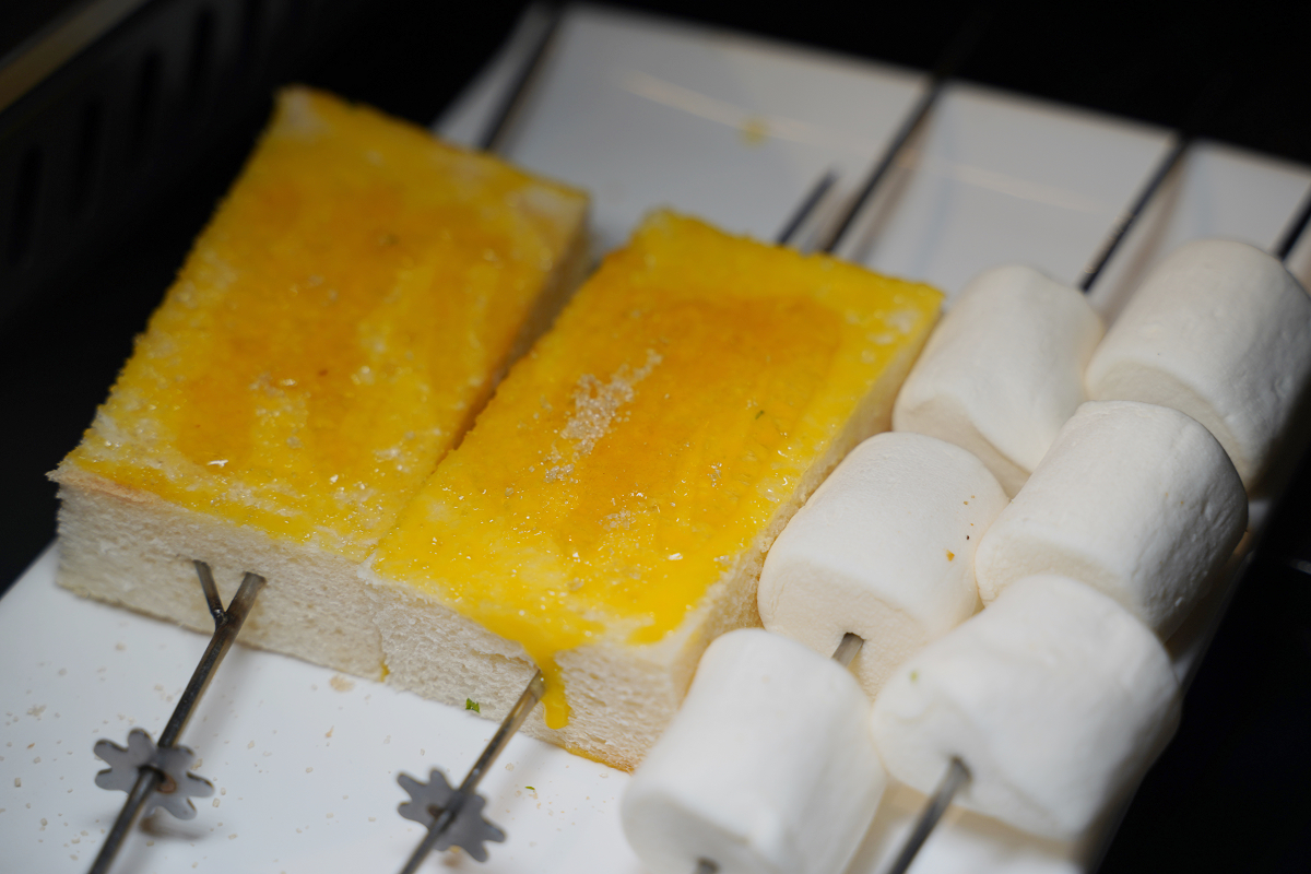 【羊騷殿台北忠孝店】台北東區串燒店推薦 自動旋轉燒烤超方便 人氣必點羊肉串/紅燒帶皮羊肉爐 - 第38張圖 【羊騷殿台北忠孝店】台北東區串燒店推薦 自動旋轉燒烤超方便 人氣必點羊肉串/紅燒帶皮羊肉爐