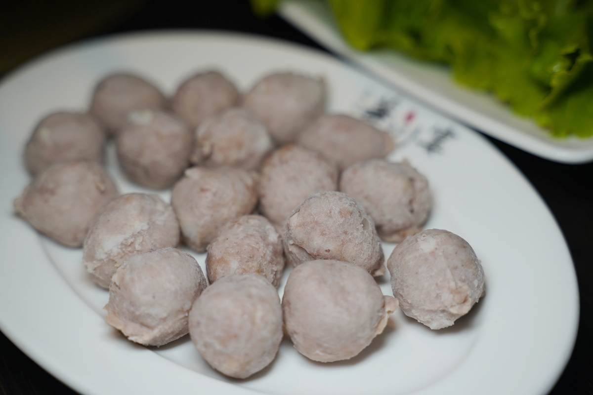 【華川宴麻辣火鍋蘆竹店】桃園蘆竹南崁麻辣火鍋推薦 特香麻辣+東北酸菜 麻辣鴨血豆腐免費續加 - 第14張圖