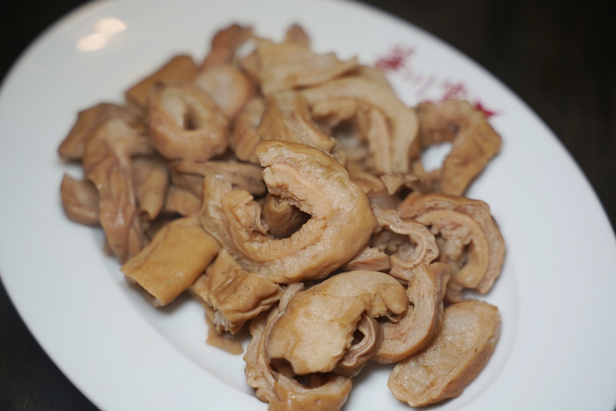 【華川宴麻辣火鍋蘆竹店】桃園蘆竹南崁麻辣火鍋推薦 特香麻辣+東北酸菜 麻辣鴨血豆腐免費續加 - 第18張圖