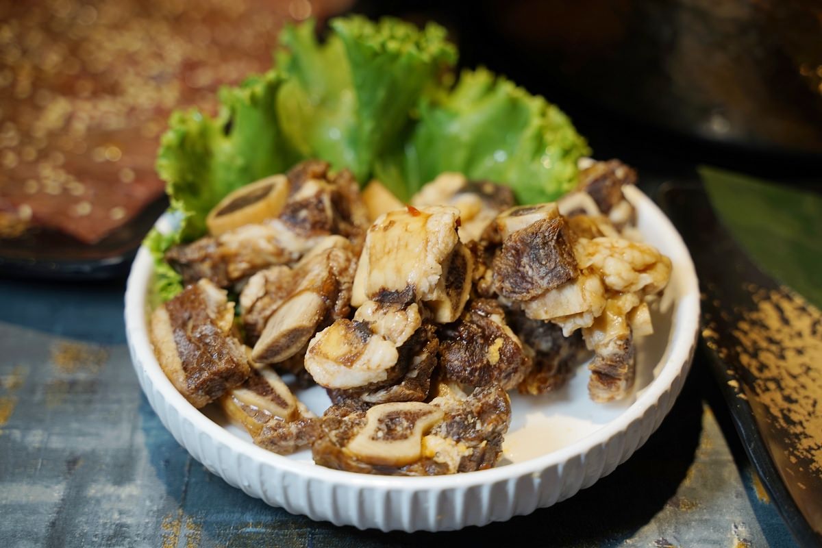 【台北南京復興火鍋推薦】台北明星愛店 被火鍋耽誤的熱炒店 老撈麻辣火鍋 新派火鍋及私房料理 - 第21張圖