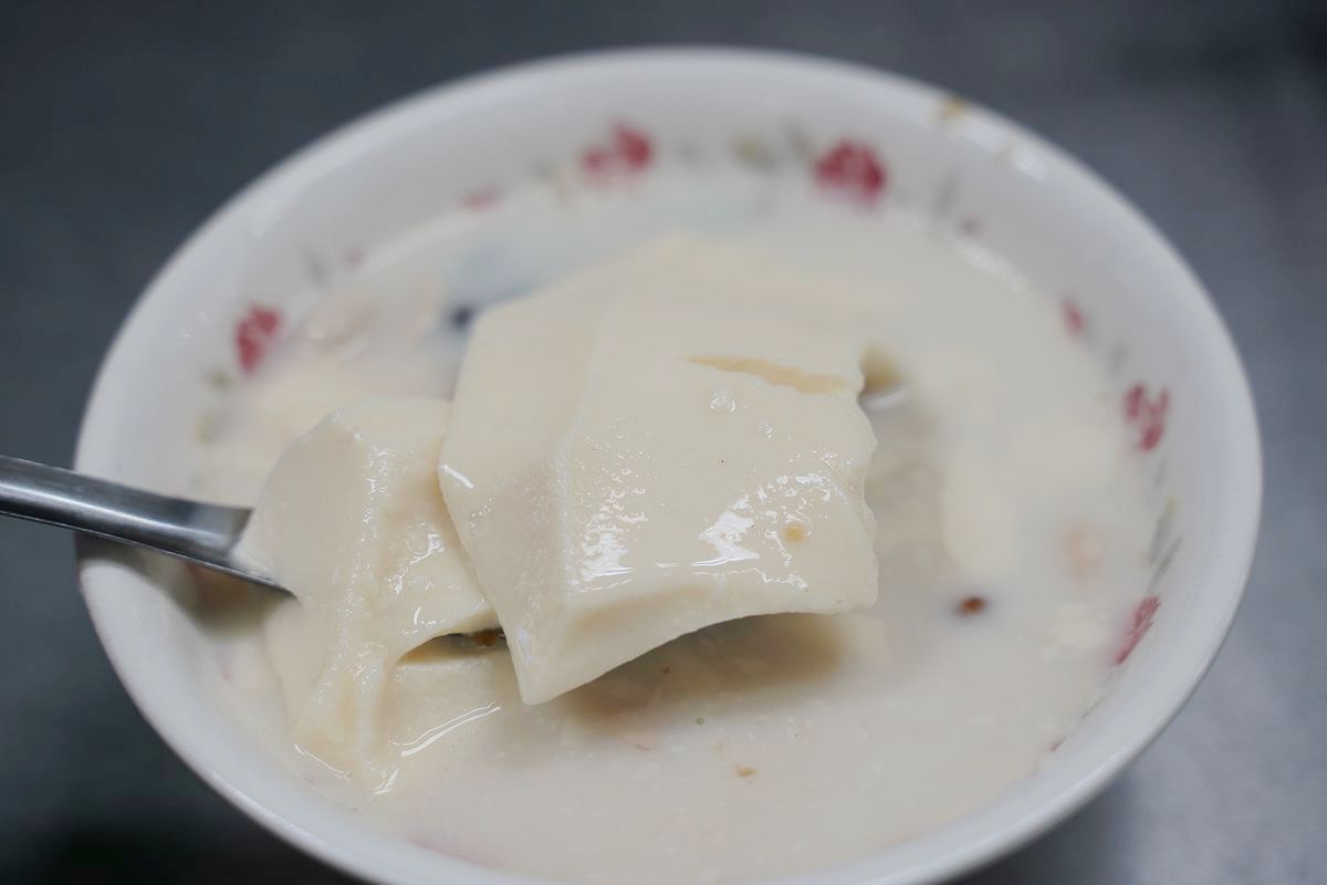 【阿娥豆漿豆花】嘉義豆花推薦 文化路夜市人氣美食 在地60年老店搬新家人氣不減 嘉義必吃 - 第3張圖