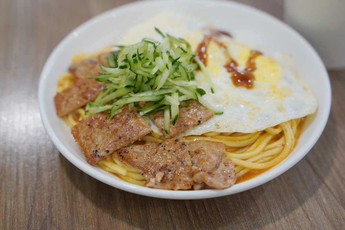 【尋早李 BRUNCH】中壢元化路早午餐推薦 簡約文青風 餐點種類豐富價格實惠平價