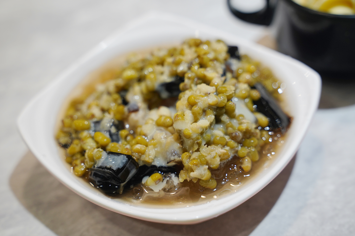 【錸一鍋佰元時尚鍋物中北分店】中原大學小火鍋推薦 滷肉飯/王子麵/剉冰/甜點/冰淇淋吃到飽