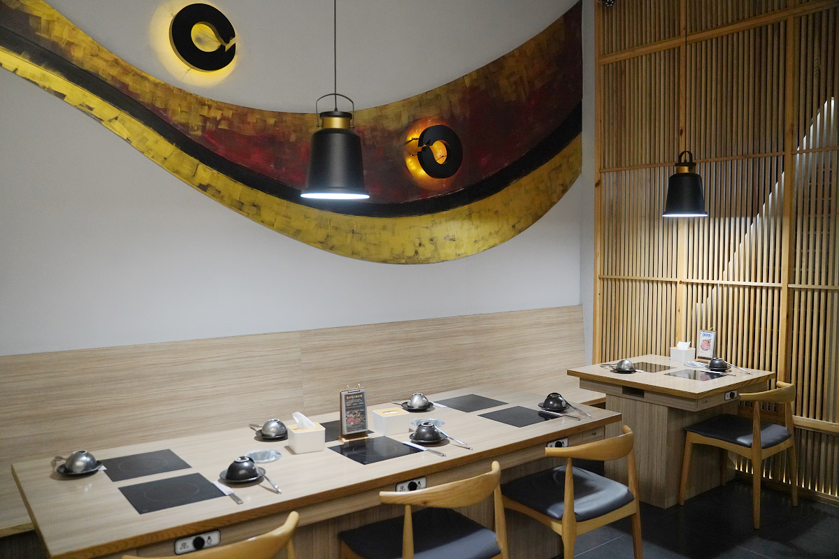 【灰鴿/鍋南屯店】台中南屯火鍋推薦 台中火鍋十大名店 自助吧無限量供應 壽星當日幾歲送幾隻蝦