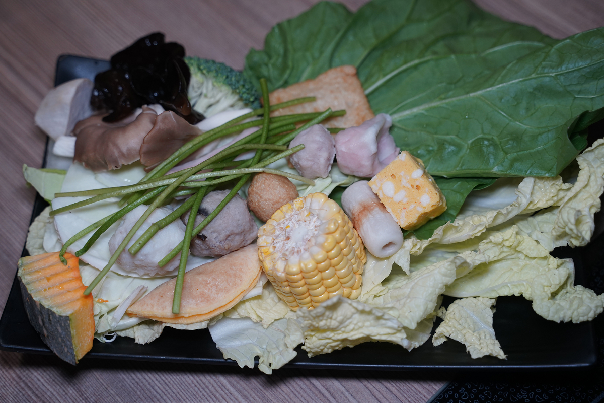 【灰鴿/鍋南屯店】台中南屯火鍋推薦 台中火鍋十大名店 自助吧無限量供應 壽星當日幾歲送幾隻蝦