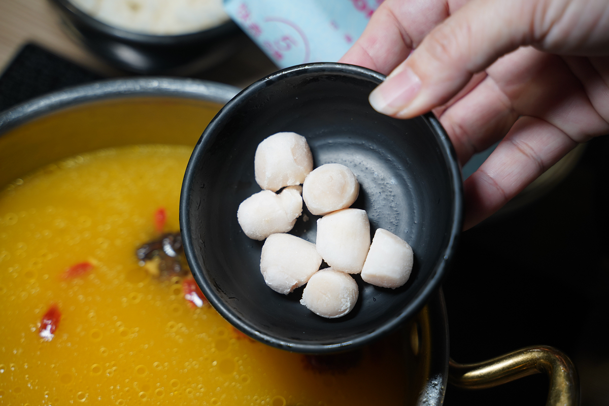 【灰鴿/鍋南屯店】台中南屯火鍋推薦 台中火鍋十大名店 自助吧無限量供應 壽星當日幾歲送幾隻蝦