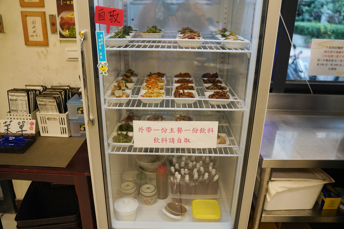 【牛閣精緻麵館內科店】台北內湖牛肉麵推薦 台北國際牛肉麵節人氣王 捷運港墘站超人氣排隊美食