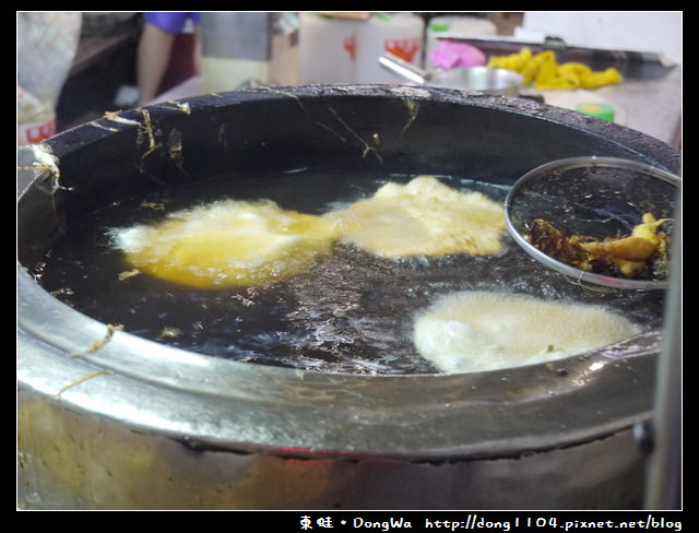 【台北食記】士林夜市。郭記蔥油餅