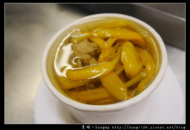 【宜蘭食記】羅東車站宵夜。可口點心。肉粽+刈包+金針排骨湯