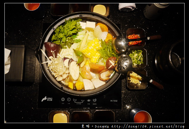 【台北食記】台北火鍋。囍聚精緻鍋物。海陸雙人鍋物