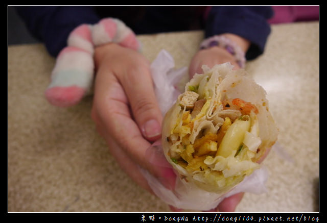 【台南食記】永樂市場小吃。金得春捲。六十年老店