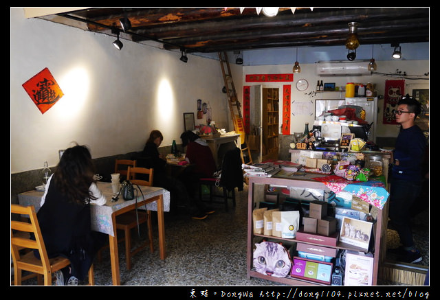 【台南食記】貓門咖啡 Cafe' Moment。貓咪咖啡館。寵物餐廳