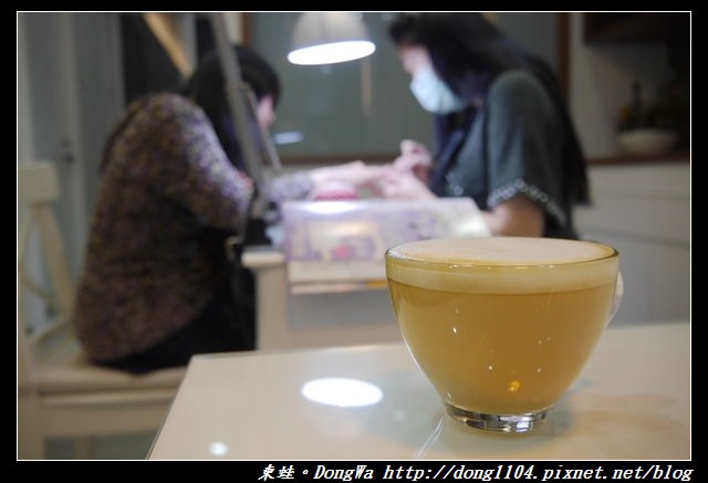 【台北美甲】邊喝現沖咖啡邊做手部光療彩繪|忠孝復興美甲|Misty99 Nail 蜜斯緹專業美甲美睫沙龍