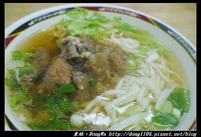 【澎湖食記】馬公市區推薦小吃|可薇童話麵食館|階梯排骨麵