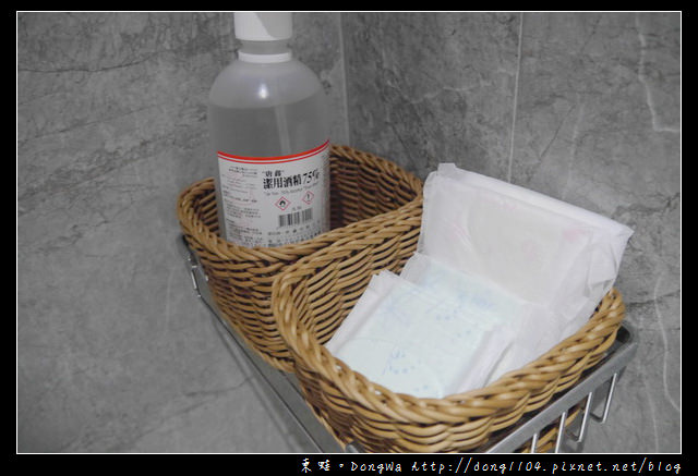 【新竹食記】竹東火鍋|漢方麻辣鴛鴦鍋|招牌火燄炙燒豬|岩漿火鍋竹東明星店