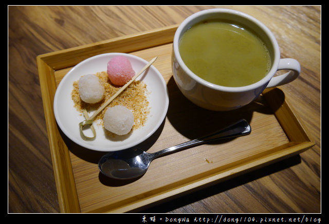 【新竹食記】竹東火鍋|漢方麻辣鴛鴦鍋|招牌火燄炙燒豬|岩漿火鍋竹東明星店