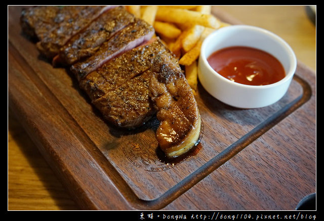 【台中食記】台中西區牛排|食尚玩家推薦|FORE Restaurant 原木燒烤牛排餐廳