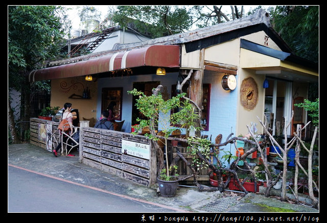 【新竹食記】內灣老街咖啡店|內灣吊橋旁手作下午茶|野人山丘咖啡館