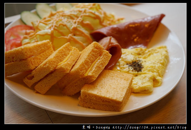 【中壢食記】中原大學早午餐|夏威夷紫米漢堡+活力套餐|蕃茄村 Brunch&Cafe 中壢中原店