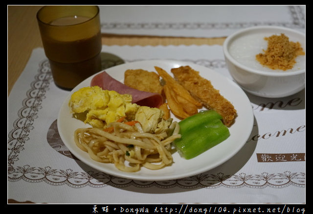 【高雄住宿】前金區愛河住宿推薦|在地美食代購 免費桌遊租借|麗馨精品商旅七賢館