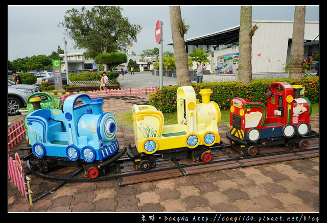 【新營服務區】台灣國道休息區好好玩|兒童遊戲小火車 全家便利商店 周氏蝦捲