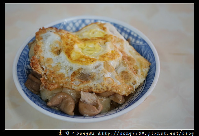 【雲林食記】北港朝天宮周邊美食推薦|坐在五金行內吃早餐 金捷發煎盤粿