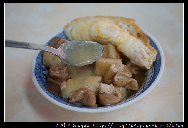 【雲林食記】北港朝天宮周邊美食推薦|坐在五金行內吃早餐 金捷發煎盤粿