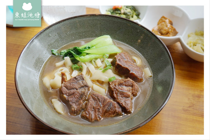 【新竹牛肉麵推薦】牛肉麵專賣 美國Natura微礦氣泡水無限量供應 厚醍牛肉麵