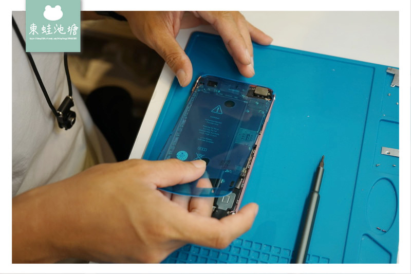 【桃園市區 iphone 維修推薦】螢幕維修990元起 電池更換450元 Eu手機現場維修包膜