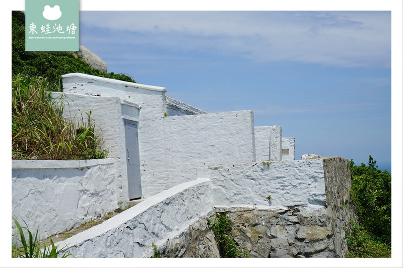 【馬祖東引必去景點推薦】十八世紀英國式建築風格國定古蹟 東引島燈塔 東湧燈塔