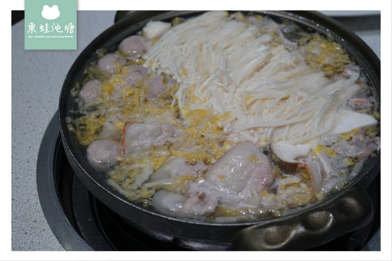 【台中豐原美食推薦】招牌酸菜白肉鍋 現撖現煎蔥油餅 正海城北方美食館