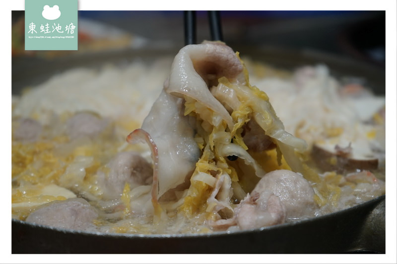 【台中豐原美食推薦】招牌酸菜白肉鍋 現撖現煎蔥油餅 正海城北方美食館