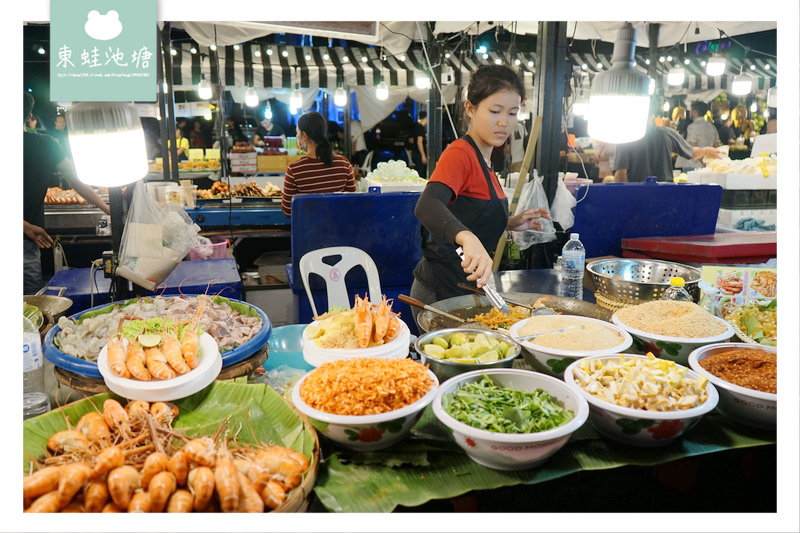 【泰國曼谷夜市推薦】逛到腿痠的 Asiatique 河濱夜市 超多美食的亞洲夜市公園