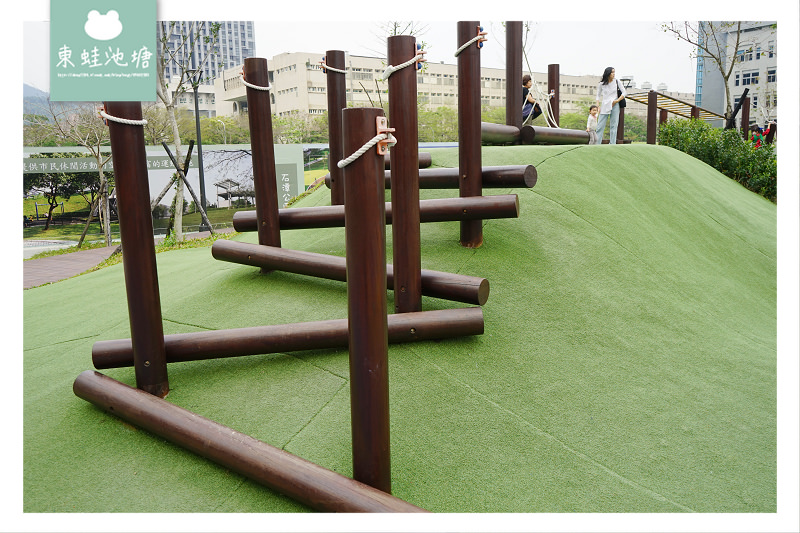 【台北內湖免費景點推薦】內湖共融式公園 魔力飛盤鞦韆/磨石滑梯/管型山丘/山訓遊戲場 大港墘公園共融式遊戲場