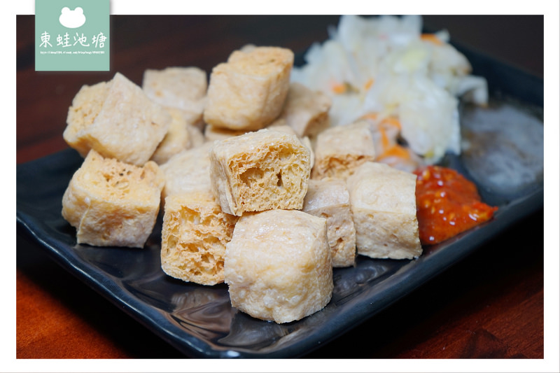【新竹小吃推薦】鋼彈臭豆腐虱目魚料理 蓁媽香酥臭豆腐鋼彈民富店