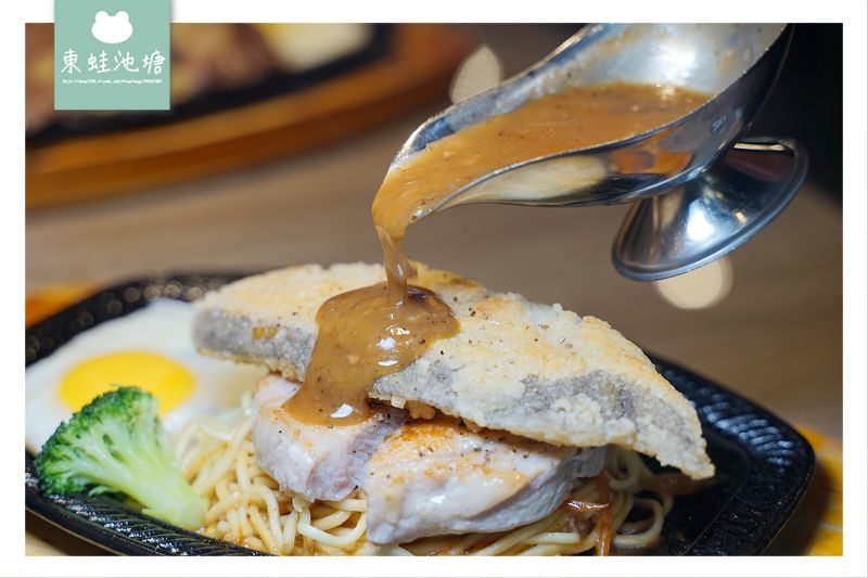 【新竹竹北平價牛排推薦】舒適用餐環境 飲料冰品濃湯無限量供應 首戶牛排竹北店