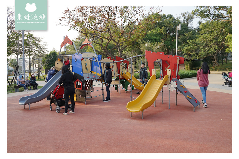 【新竹免費親子景點推薦】北台灣最大沙坑 新竹公園共融式兒童遊戲場