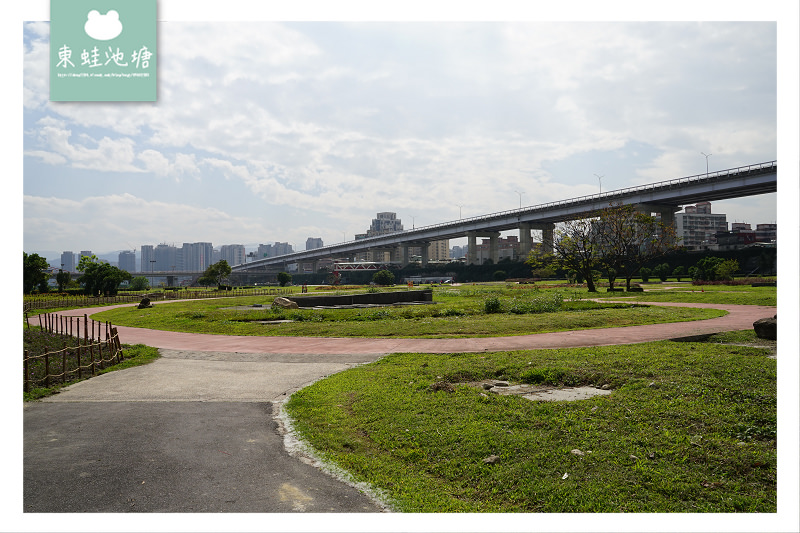 【板橋免費景點推薦】江子翠河濱綠地 遙控車賽車場 江翠礫間水岸公園