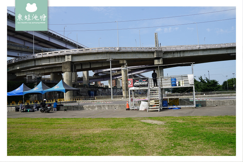 【板橋免費景點推薦】江子翠河濱綠地 遙控車賽車場 江翠礫間水岸公園