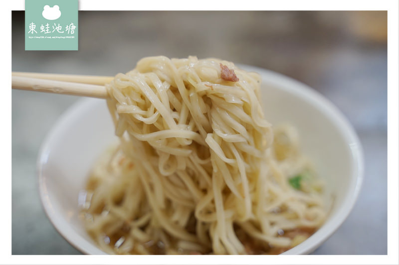 【宜蘭羅東平價小吃推薦】古早味在地小吃 美味米糕乾麵菜頭排骨湯 南方澳米糕
