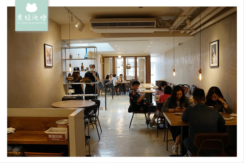 【台中草悟道聚餐推薦】傳統中式桌菜 老屋包廂用餐區 hechino 做茶菜
