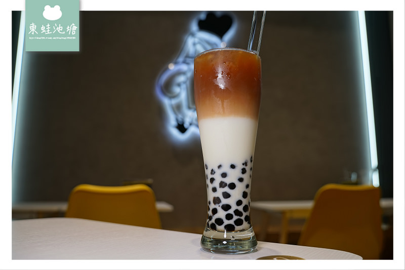 【台中聚餐聊天好去處】向上路不限時茶館 特色豆乳雞蜜汁米血 雞茶大隊 ThirsTea