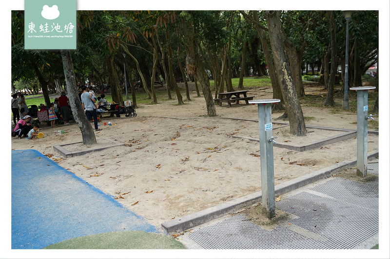 【台北南港免費親子景點】噴水鯨魚溜滑梯 珊瑚水道戲水區 玉成公園