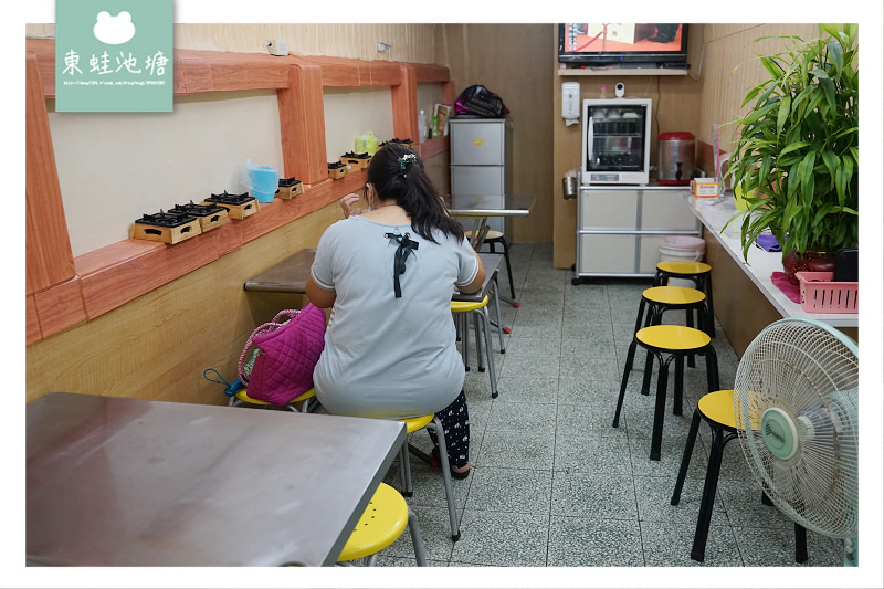 【台北唭哩岸小吃推薦】北投高CP值 下載白吃貓支付APP立即送800元商品折價券 龍發財麻辣臭豆腐專賣店