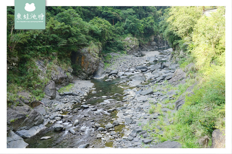 【新北烏來免費景點推薦】橫跨南勢溪 信賢步道起點 信賢吊橋