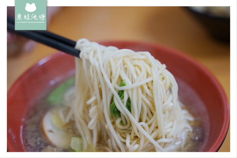 【新北金山小吃推薦】好吃滷肉飯/麻辣鴨血 喆品食堂